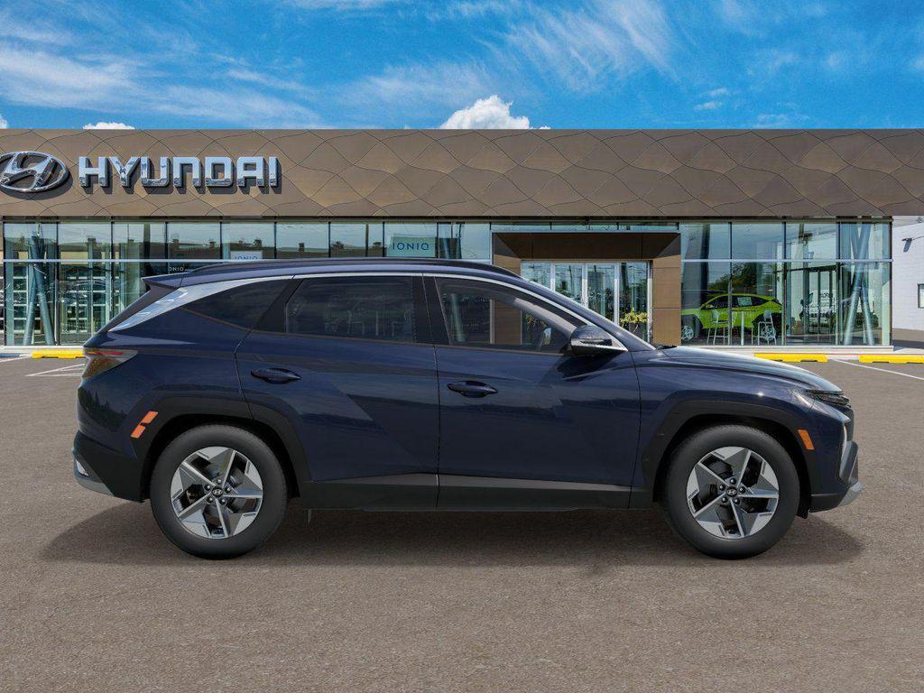 new 2025 Hyundai TUCSON Hybrid car, priced at $38,485