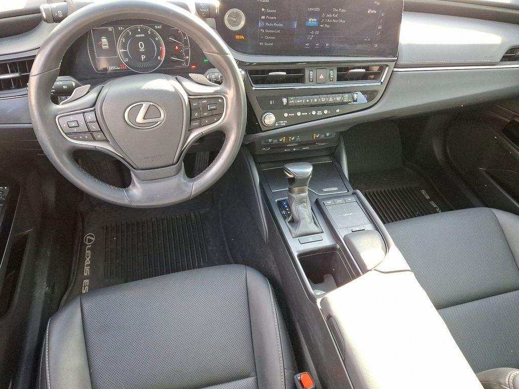 used 2022 Lexus ES 350 car, priced at $33,448