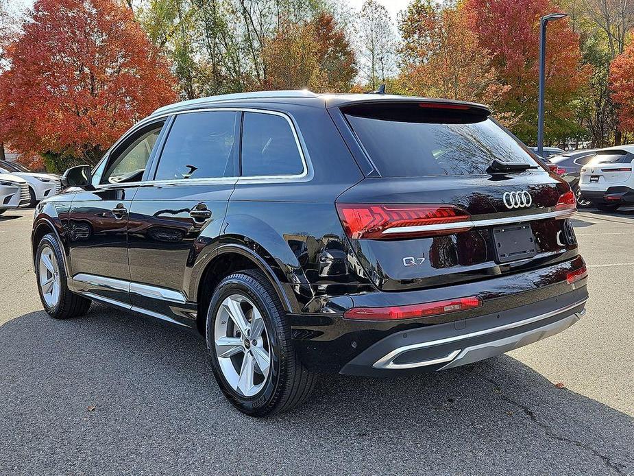 used 2024 Audi Q7 car, priced at $45,740