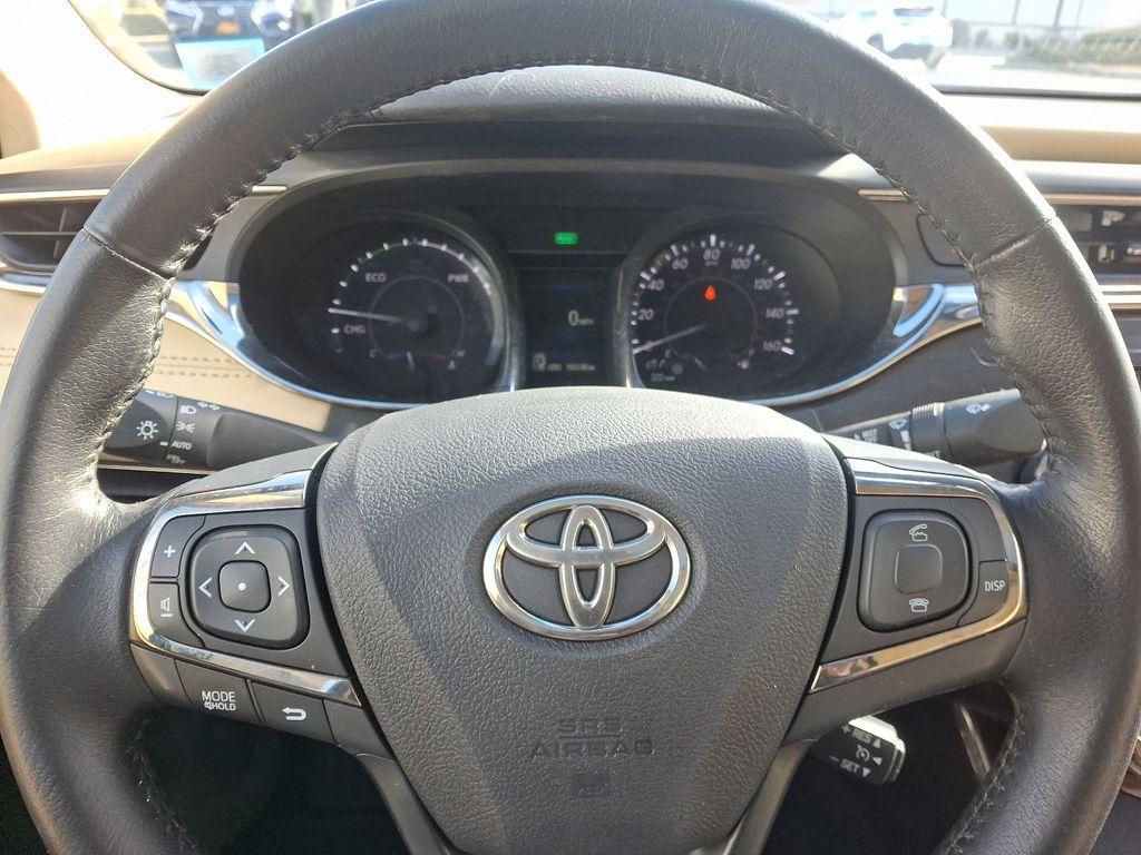 used 2014 Toyota Avalon Hybrid car, priced at $13,668