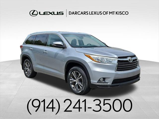 used 2016 Toyota Highlander car, priced at $19,424