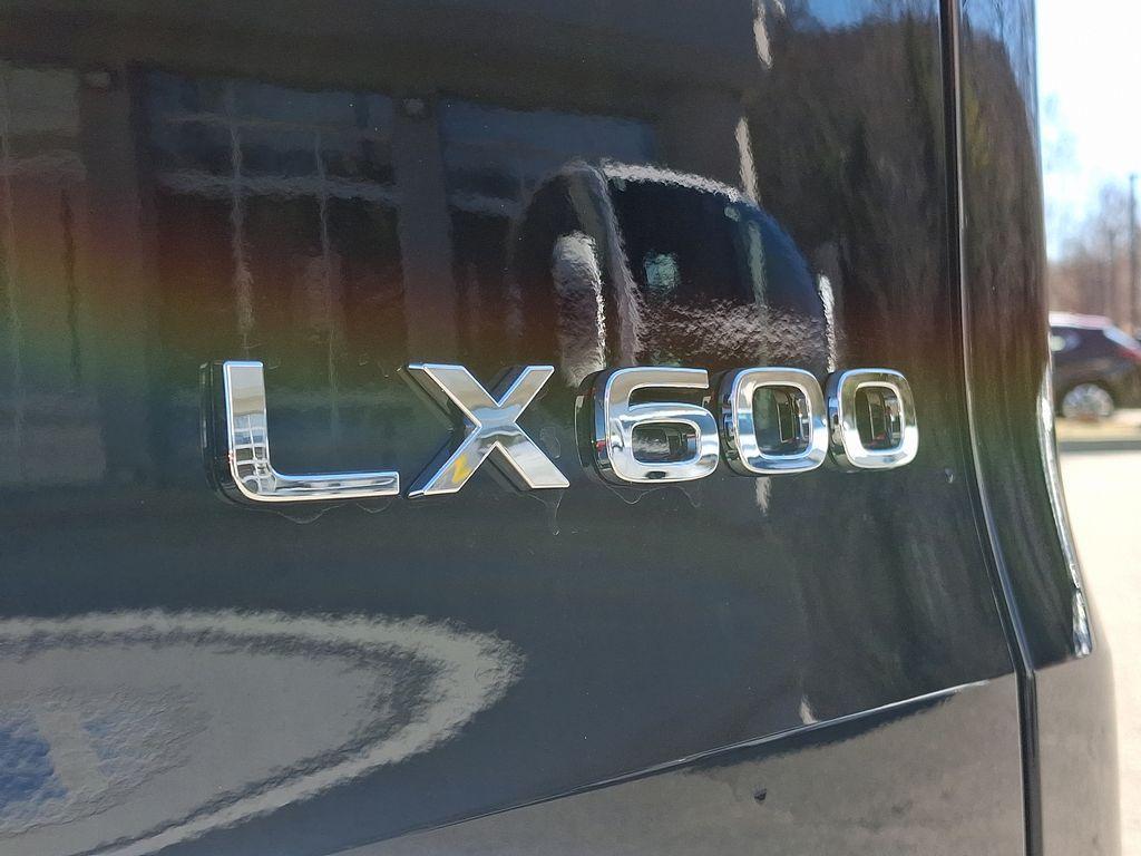 new 2024 Lexus LX 600 car, priced at $113,400