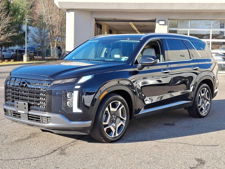 used 2024 Hyundai Palisade car, priced at $41,319