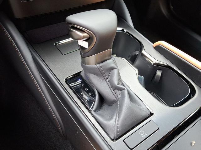 new 2025 Lexus ES 350 car, priced at $47,294