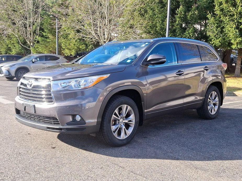 used 2015 Toyota Highlander car, priced at $16,898