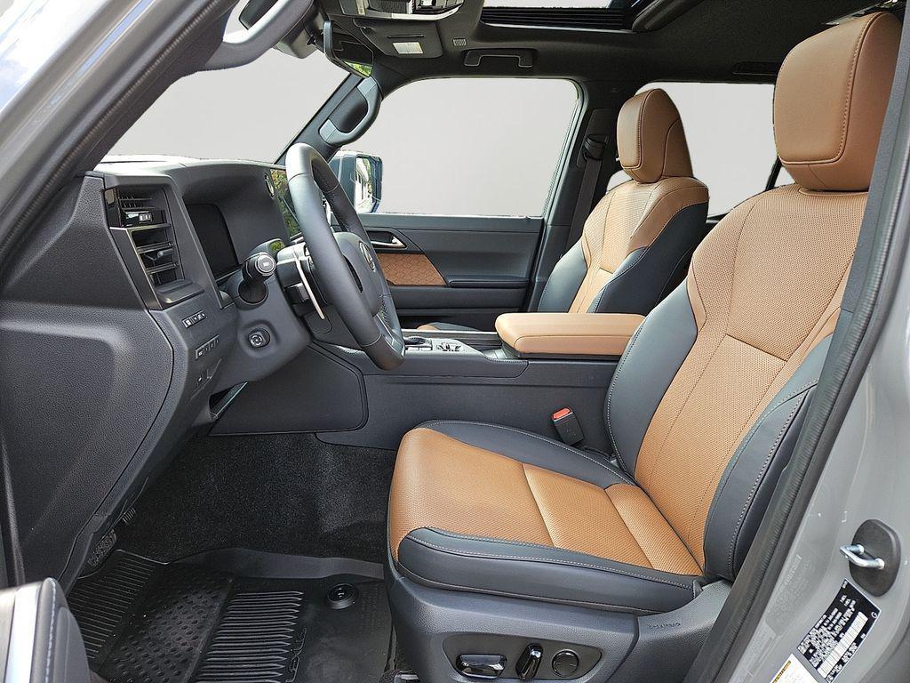 used 2025 Lexus GX 550 car, priced at $82,988