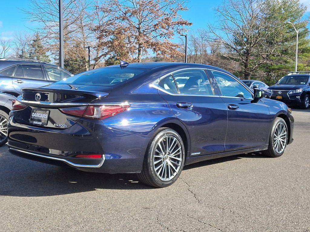 used 2022 Lexus ES 300h car, priced at $35,994