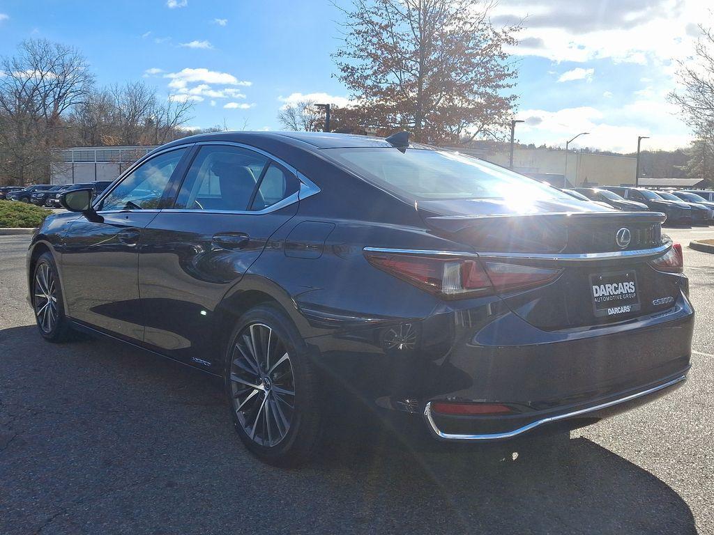 used 2022 Lexus ES 300h car, priced at $35,994