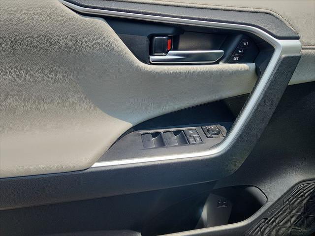 used 2019 Toyota RAV4 Hybrid car, priced at $30,862
