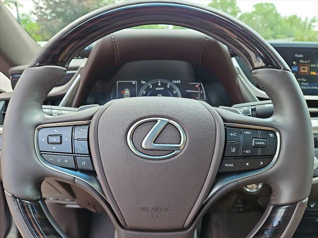 used 2021 Lexus ES 350 car, priced at $32,306
