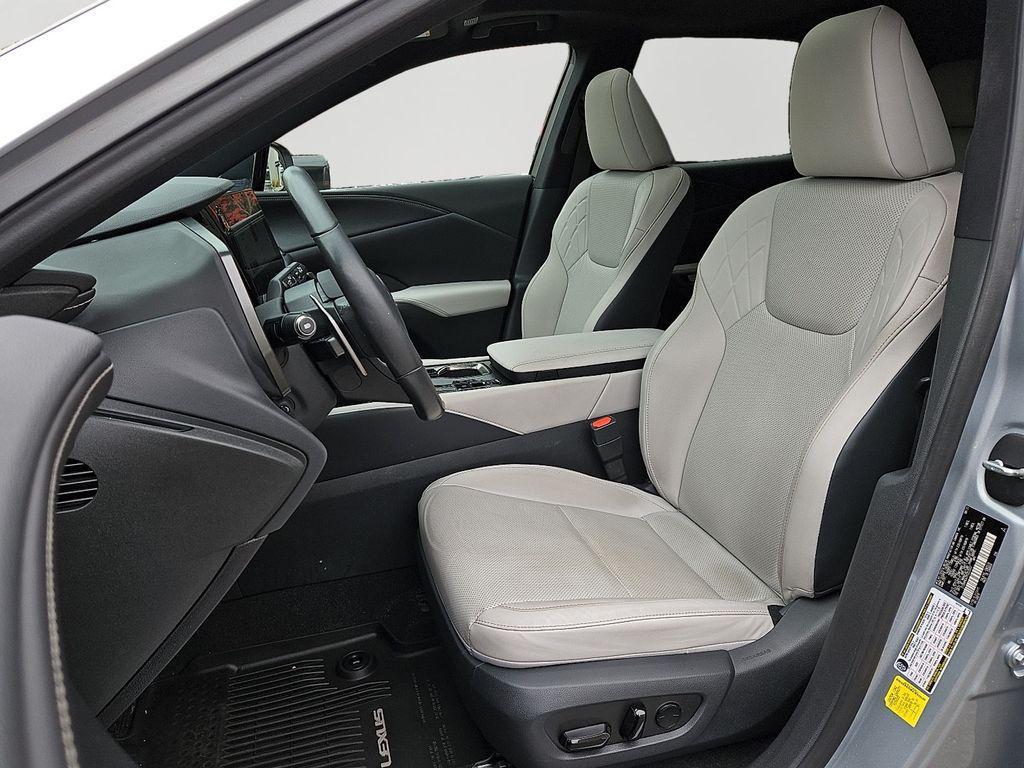 used 2023 Lexus RX 350 car, priced at $44,381