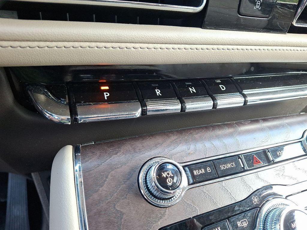 used 2023 Lincoln Aviator car, priced at $37,905