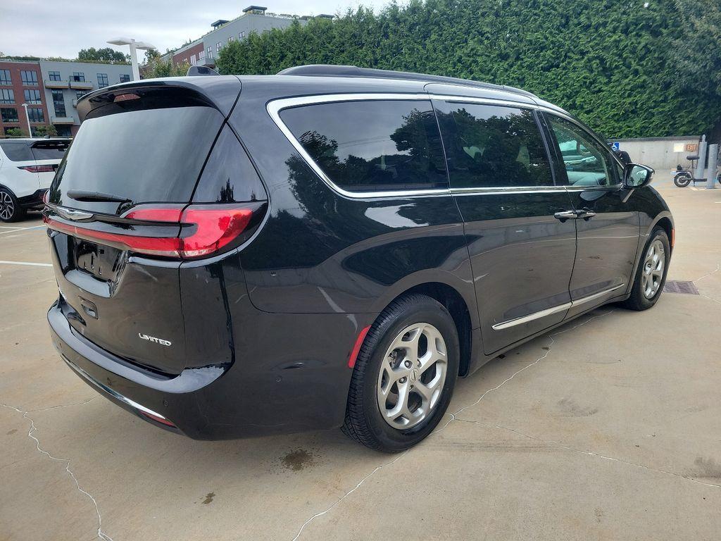 used 2022 Chrysler Pacifica car, priced at $24,894