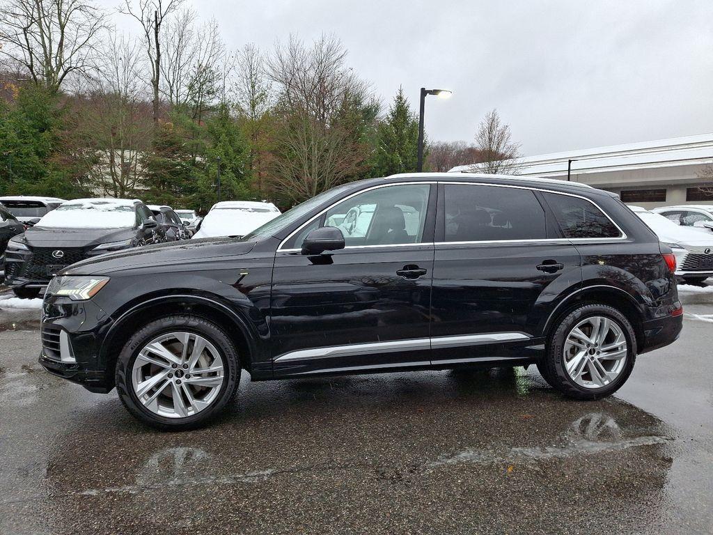 used 2024 Audi Q7 car, priced at $50,994