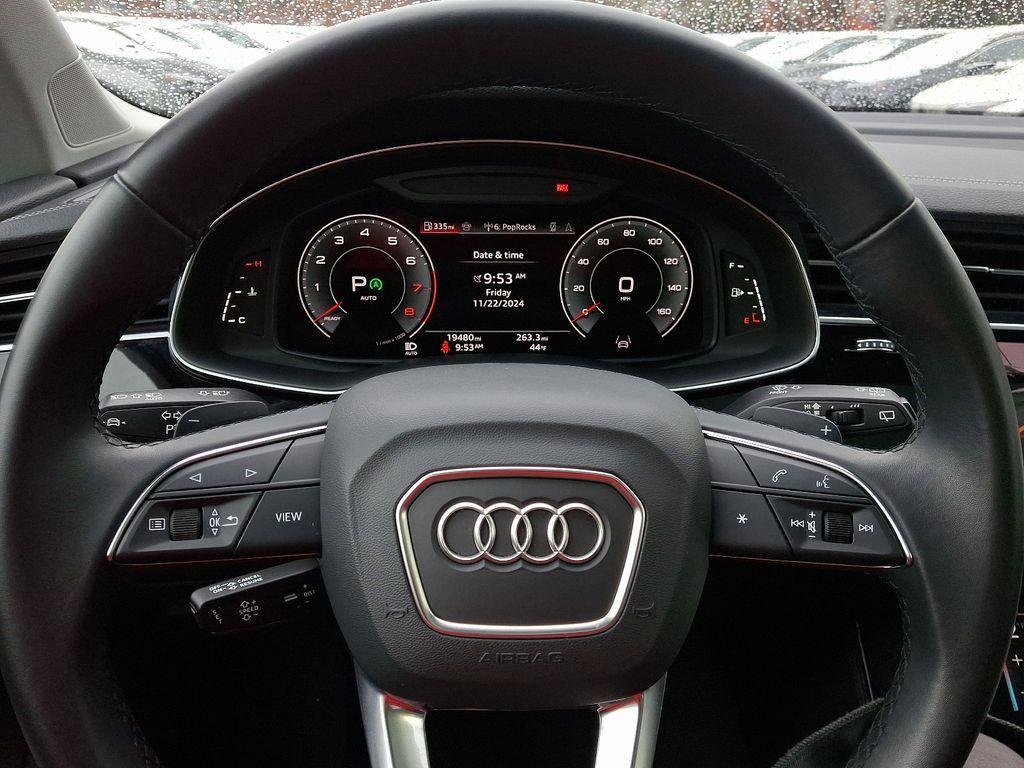 used 2024 Audi Q7 car, priced at $50,994