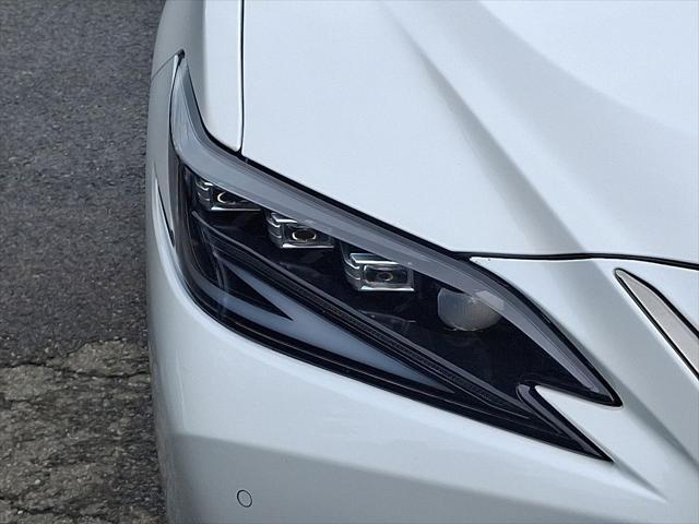 used 2022 Lexus ES 350 car, priced at $36,951