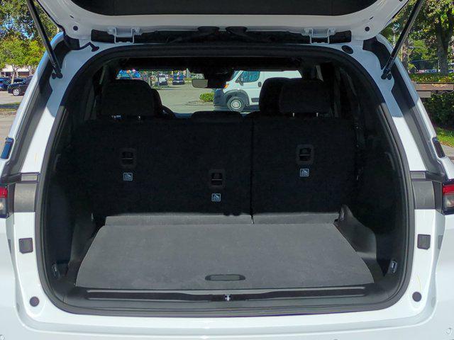 new 2025 Jeep Grand Cherokee car, priced at $30,177