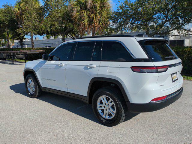 new 2025 Jeep Grand Cherokee car, priced at $30,177