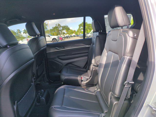 new 2025 Jeep Grand Cherokee L car, priced at $40,170