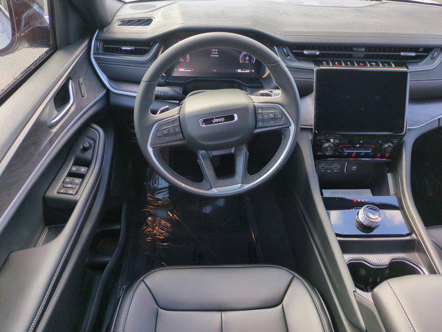 new 2025 Jeep Grand Cherokee L car, priced at $40,170