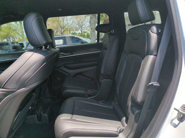 new 2025 Jeep Grand Cherokee L car, priced at $40,805
