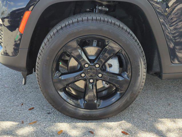 new 2024 Jeep Grand Cherokee car, priced at $41,795