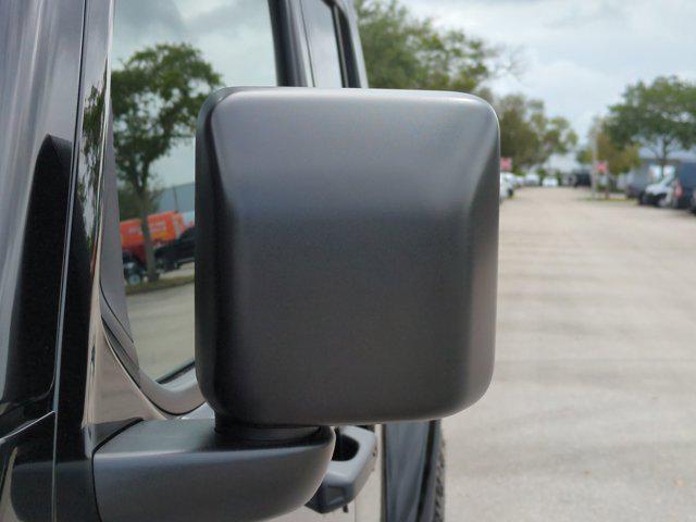 new 2025 Jeep Gladiator car, priced at $43,914