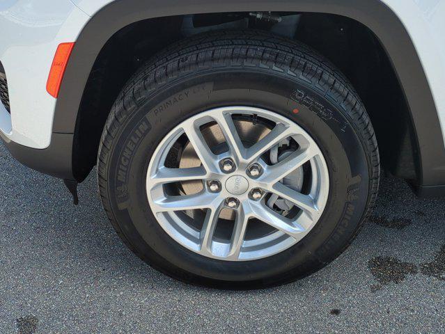 new 2025 Jeep Grand Cherokee car, priced at $31,348