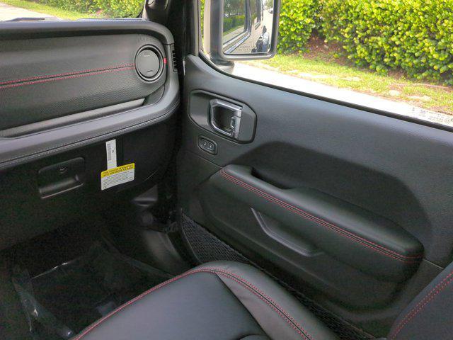 new 2025 Jeep Wrangler car, priced at $60,313