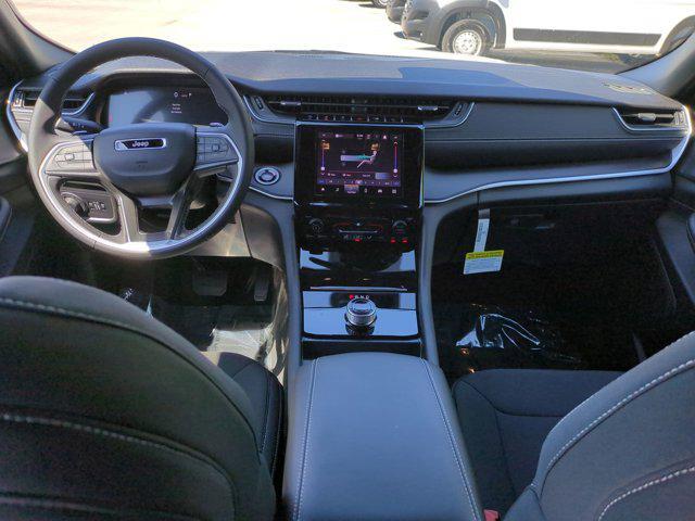 new 2025 Jeep Grand Cherokee car, priced at $31,872