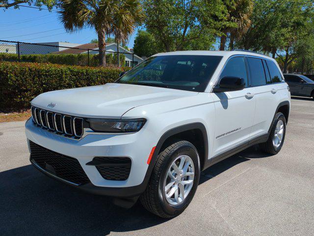 new 2025 Jeep Grand Cherokee car, priced at $31,872
