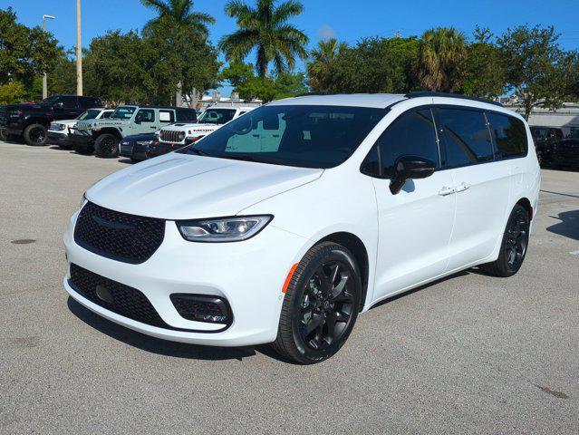 new 2026 Chrysler Pacifica car, priced at $44,196