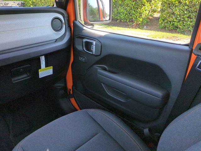 new 2025 Jeep Wrangler car, priced at $43,297