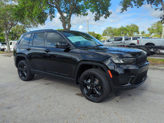 new 2024 Jeep Grand Cherokee car, priced at $36,175