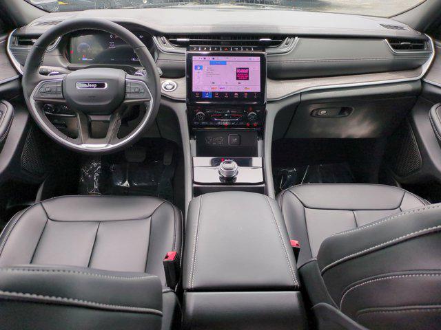 new 2025 Jeep Grand Cherokee car, priced at $40,536