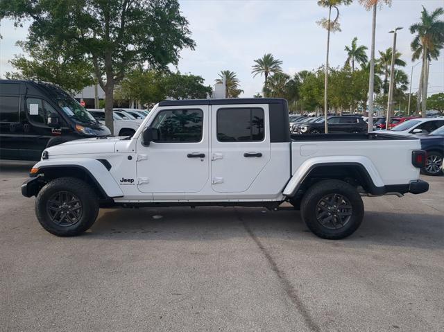 new 2024 Jeep Gladiator car, priced at $48,625
