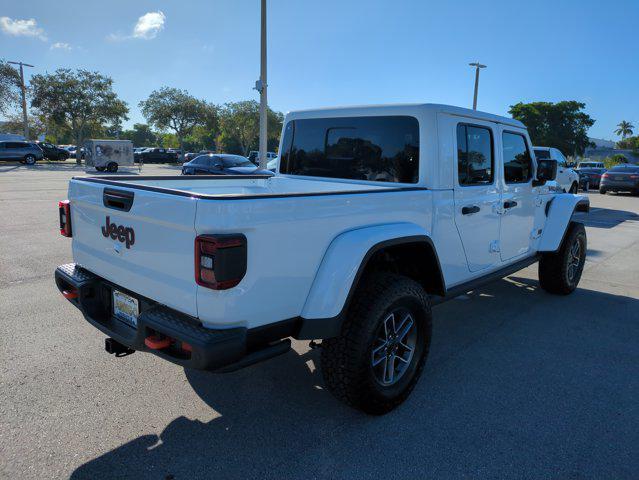 new 2025 Jeep Gladiator car, priced at $52,678