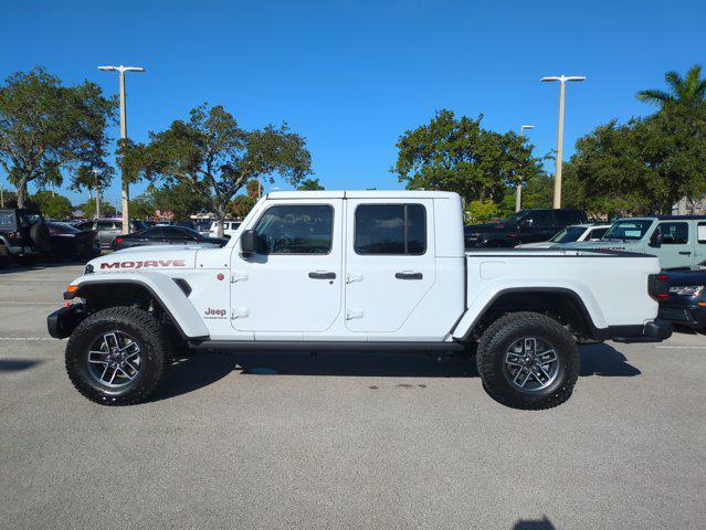 new 2025 Jeep Gladiator car, priced at $52,678