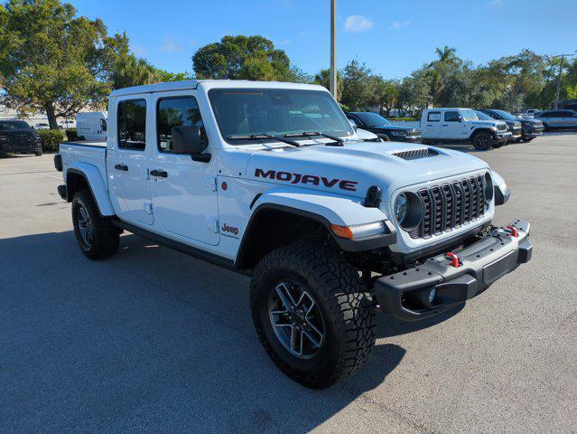 new 2025 Jeep Gladiator car, priced at $52,678