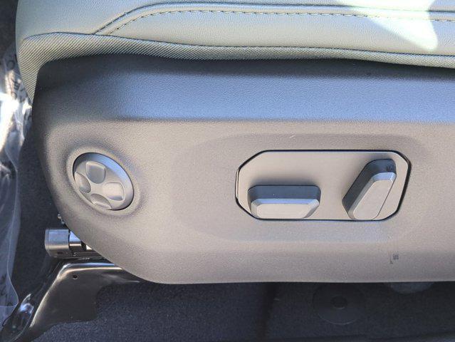 new 2025 Jeep Gladiator car, priced at $52,678