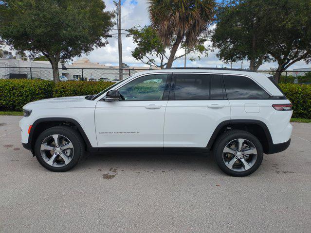 new 2025 Jeep Grand Cherokee car, priced at $47,793