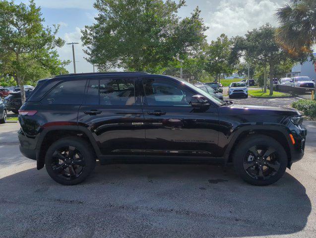 new 2024 Jeep Grand Cherokee car, priced at $36,600