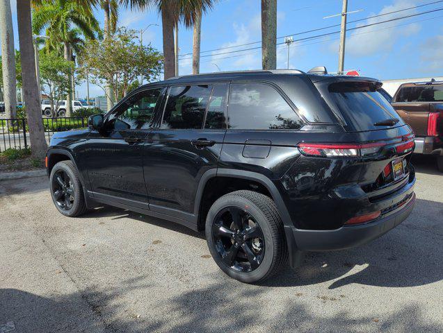 new 2024 Jeep Grand Cherokee car, priced at $36,600