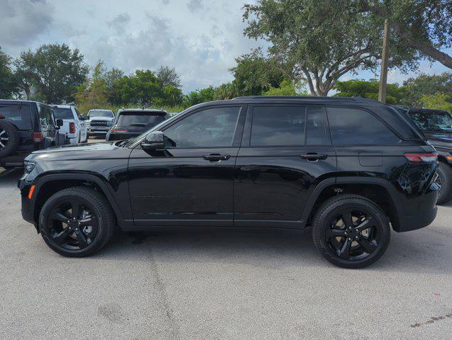 new 2024 Jeep Grand Cherokee car, priced at $47,235