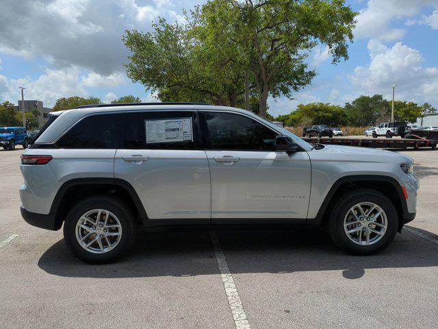 new 2025 Jeep Grand Cherokee car, priced at $35,078