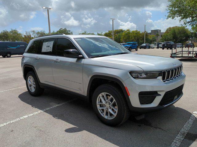 new 2025 Jeep Grand Cherokee car, priced at $35,078