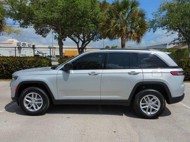 new 2025 Jeep Grand Cherokee car, priced at $35,078