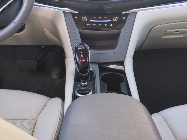 used 2021 Cadillac XT6 car, priced at $28,481