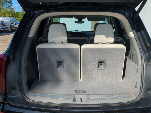 used 2021 Cadillac XT6 car, priced at $28,481