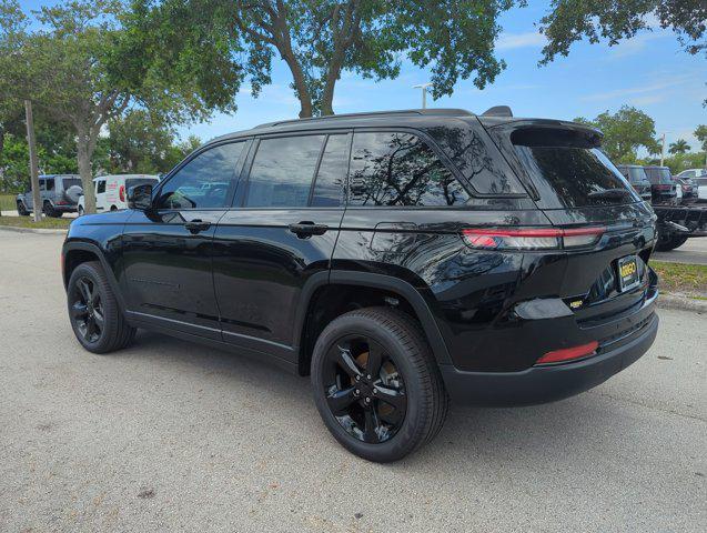 new 2024 Jeep Grand Cherokee car, priced at $41,795